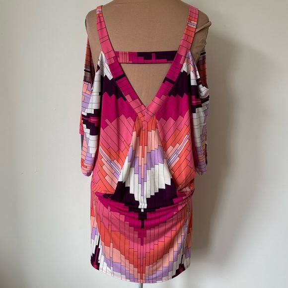 Trina Turk Catina Multicolor Cut Out Cold Shoulder Sleeve Low Back Dress Size S - Picture 4 of 11